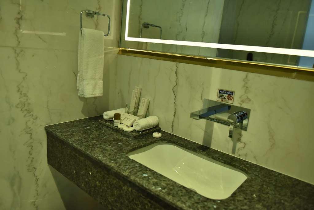 Best Western Premier Islamabad Hotel ห้อง รูปภาพ